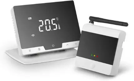 EasyComfort-570 en 574-wifi-thermostaat-draadloos op tafelsteun plus interface